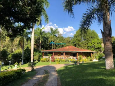 Fazenda/Sítio com 3 Quartos à venda, 230m² no Água das Flores, Jundiaí