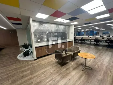 Sala Comercial para alugar, 600m² no Pinheiros, São Paulo