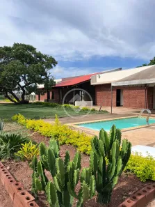 Fazenda/Sítio com 4 Quartos à venda, 221m² no Chácaras Rancho Alegre, Uberlândia