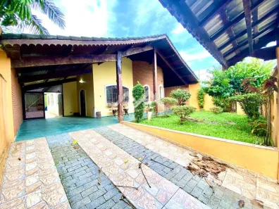 Casa com 3 Quartos à venda, 197m² no Estância Balneária Convento Velho, Peruíbe