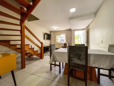 Sobrado com 3 Quartos à venda, 54m² no , Torres