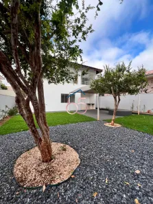 Sobrado com 4 Quartos para alugar, 230m² no Condomínio Belvedere, Cuiabá