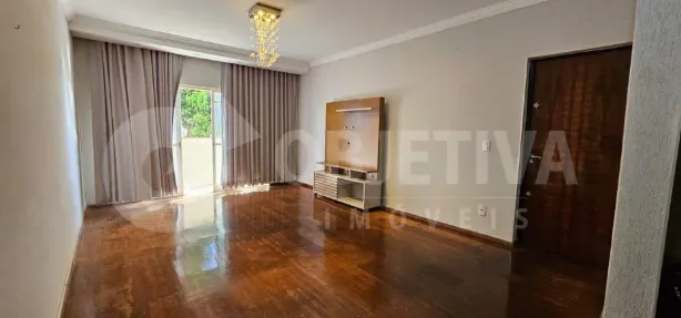 Apartamento com 3 Quartos para alugar, 110m² no Nossa Senhora Aparecida, Uberlândia