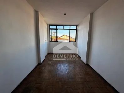 Apartamento com 2 Quartos para alugar, 72m² no Centro, Taubaté