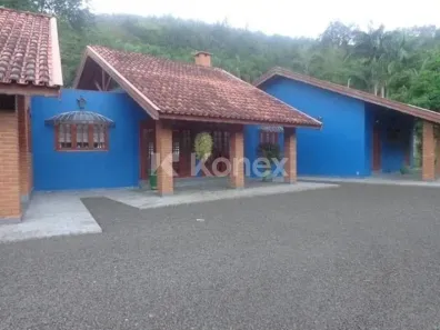 Fazenda/Sítio com 5 Quartos à venda, 483m² no Centro, Lindóia
