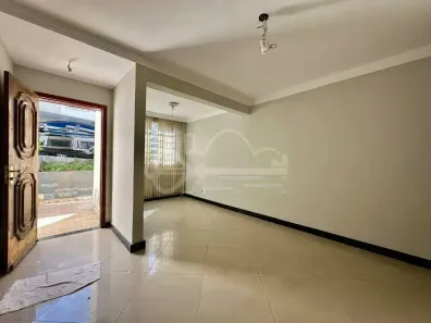 Casa com 3 Quartos à venda, 75m² no Santa Rosa, Belo Horizonte