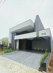 Casa de Condomínio com 3 Quartos à venda, 183m² no Piracangaguá, Taubaté