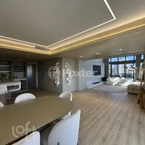Apartamento com 3 Quartos à venda, 244m² no Jardim Europa, Porto Alegre