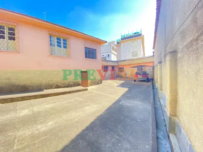 Casa com 3 Quartos à venda, 431m² no Floresta, Belo Horizonte
