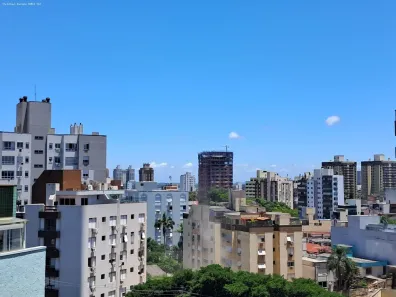 Apartamento com 2 Quartos para alugar, 76m² no Menino Deus, Porto Alegre