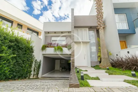 Casa de Condomínio com 3 Quartos à venda, 254m² no Boa Vista, Curitiba