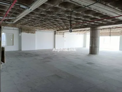 Sala Comercial para alugar, 332m² no Green Valley Alphaville, Barueri