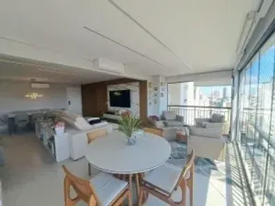 Apartamento com 3 Quartos para alugar, 140m² no Santa Teresinha, São Paulo