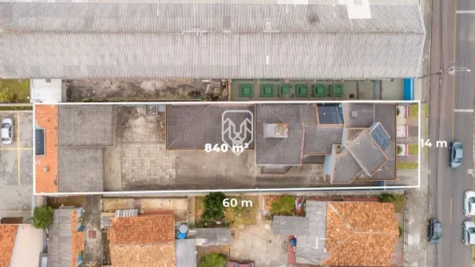 Lote/Terreno à venda, 840m² no Uberaba, Curitiba