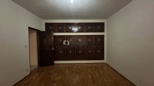 Casa com 2 Quartos para alugar, 130m² no São Benedito, Uberaba