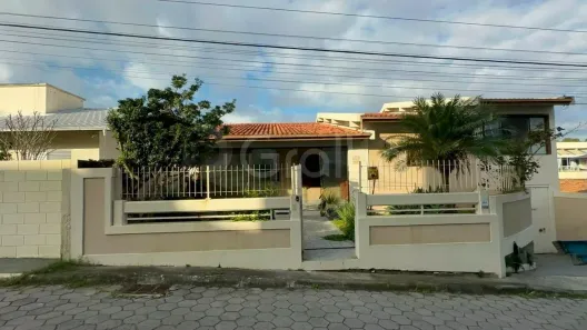 Casa com 4 Quartos à venda, 281m² no Ingleses do Rio Vermelho, Florianópolis