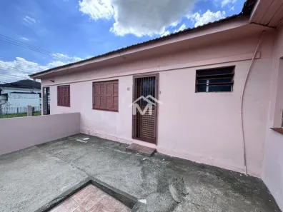 Casa com 2 Quartos para alugar, 50m² no Igara, Canoas