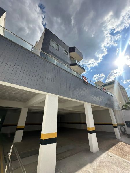 Apartamento com 3 quartos — Heliópolis, Belo Horizonte