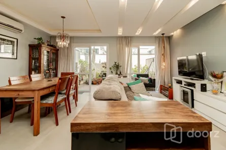 Casa com 3 Quartos à venda, 195m² no Jardim Carvalho, Porto Alegre