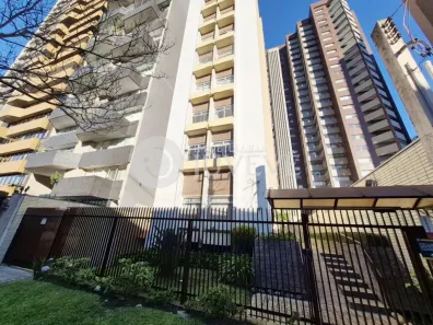 Apartamento com 3 Quartos para alugar, 75m² no Água Verde, Curitiba