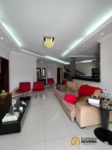 Sobrado com 4 Quartos à venda, 500m² no Centro, Caucaia