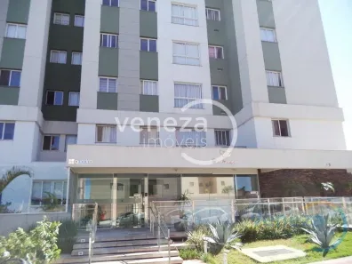 Apartamento com 3 Quartos para alugar, 60m² no Champagnat, Londrina