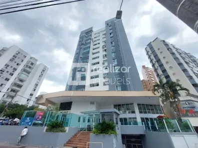 Apartamento com 3 Quartos para alugar, 90m² no Centro, Florianópolis