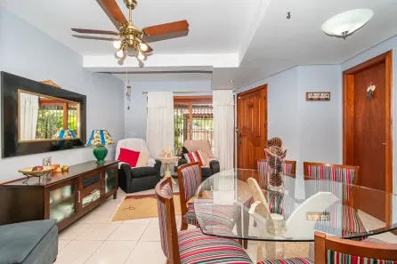 Casa com 3 Quartos à venda, 136m² no Guarujá, Porto Alegre
