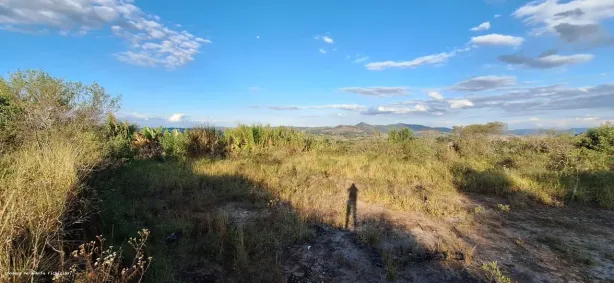 Lote/Terreno à venda, 1000m² no , Caldas