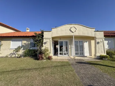 Casa de Condomínio com 2 Quartos à venda, 60m² no XANGRI-LÁ, Xangri-lá