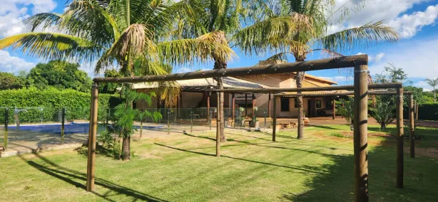 Fazenda/Sítio com 3 Quartos à venda, 400m² no , Santo Antônio de Goiás