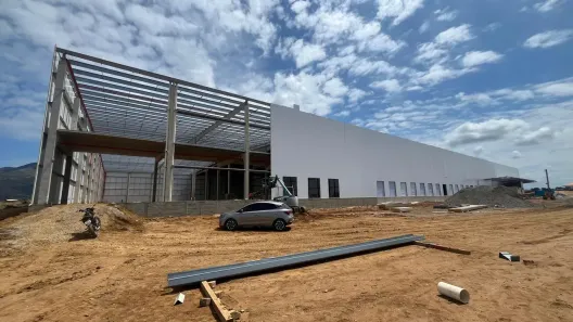 Galpão/Depósito/Armazém para alugar, 5000m² no Campinho da Serra I, Serra
