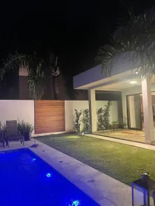 Sobrado com 3 Quartos para alugar, 242m² no Jardim das Nações, Taubaté