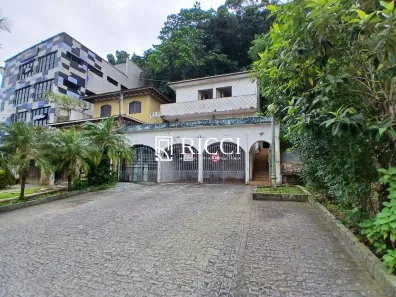 Imóvel Comercial com 3 Quartos à venda, 550m² no Vila Maia, Guarujá