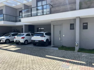 Sobrado com 3 Quartos à venda, 125m² no Boqueirão, Curitiba