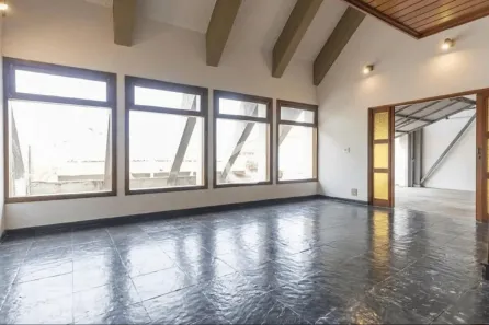 Sobrado com 6 Quartos à venda, 371m² no Jaguaré, São Paulo