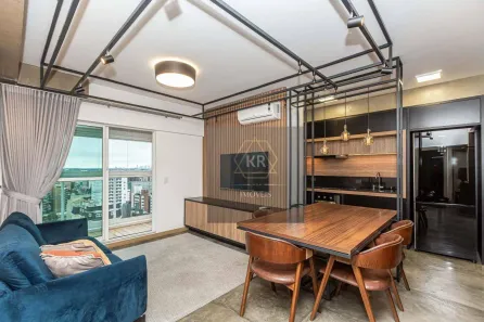 Apartamento com 2 Quartos para alugar, 76m² no Centro, Curitiba