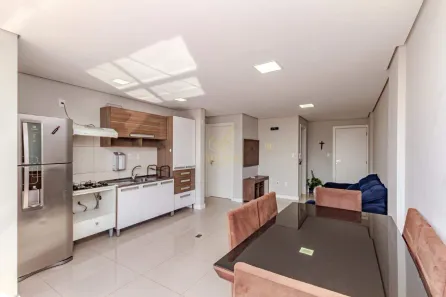 Apartamento com 2 Quartos para alugar, 76m² no São João, Itajaí