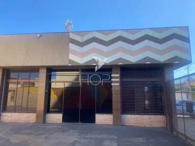 Ponto Comercial para venda ou aluguel, 303m² no Centro, Ibiporã