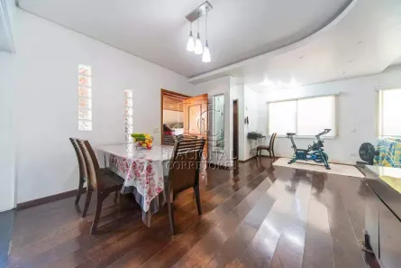 Sobrado com 4 Quartos para alugar, 450m² no Campestre, Santo André