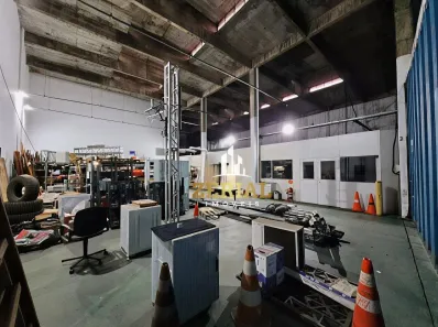 Galpão/Depósito/Armazém para alugar, 546m² no Santa Paula, São Caetano do Sul