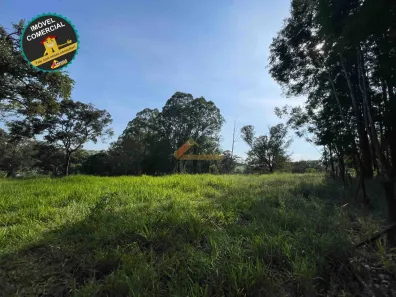 para alugar, 60000m² no Centro, Divinópolis