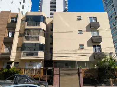 Apartamento com 2 Quartos para alugar, 79m² no Itapuã, Vila Velha