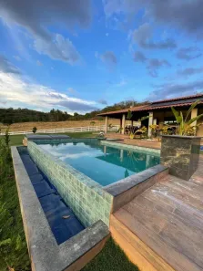 Fazenda/Sítio com 3 Quartos à venda, 10m² no Centro, Inhumas