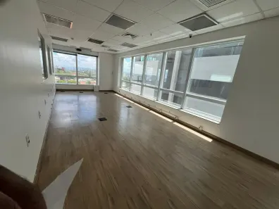 Sala Comercial para alugar, 85m² no Mirandópolis, São Paulo