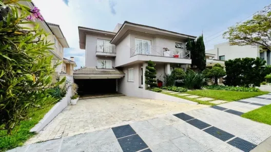 Casa de Condomínio com 4 Quartos para alugar, 391m² no Orfãs, Ponta Grossa