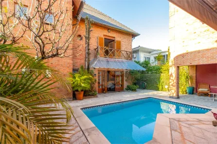 Sobrado com 4 Quartos à venda, 423m² no Vila Madalena, São Paulo