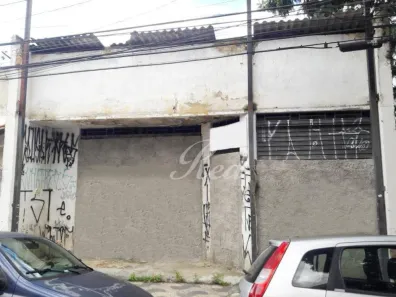 Prédio Comercial à venda, 230m² no Centro, Suzano
