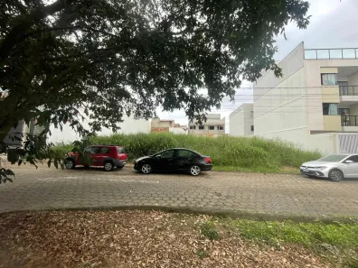 Lote/Terreno à venda, 401m² no Jardim Amália, Volta Redonda