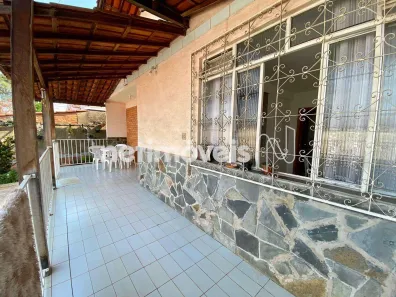 Casa com 3 Quartos à venda, 220m² no Conjunto Celso Machado, Belo Horizonte